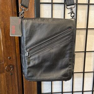 PLATFORMA Black Leather Bag